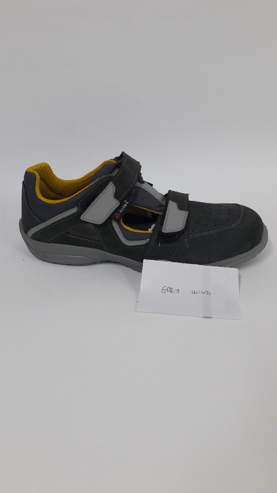 25014 - Safety shoes Europe