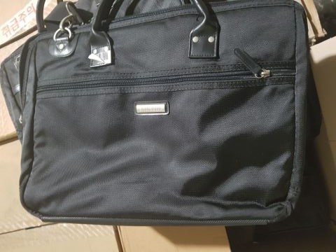 Samsung laptop bag 13,000pcs KOREAStock offers | GLOBAL STOCKS