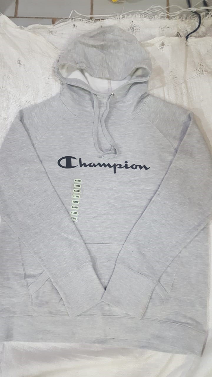 Champion Men's Pullover Hoodies(Snipped Label) USA