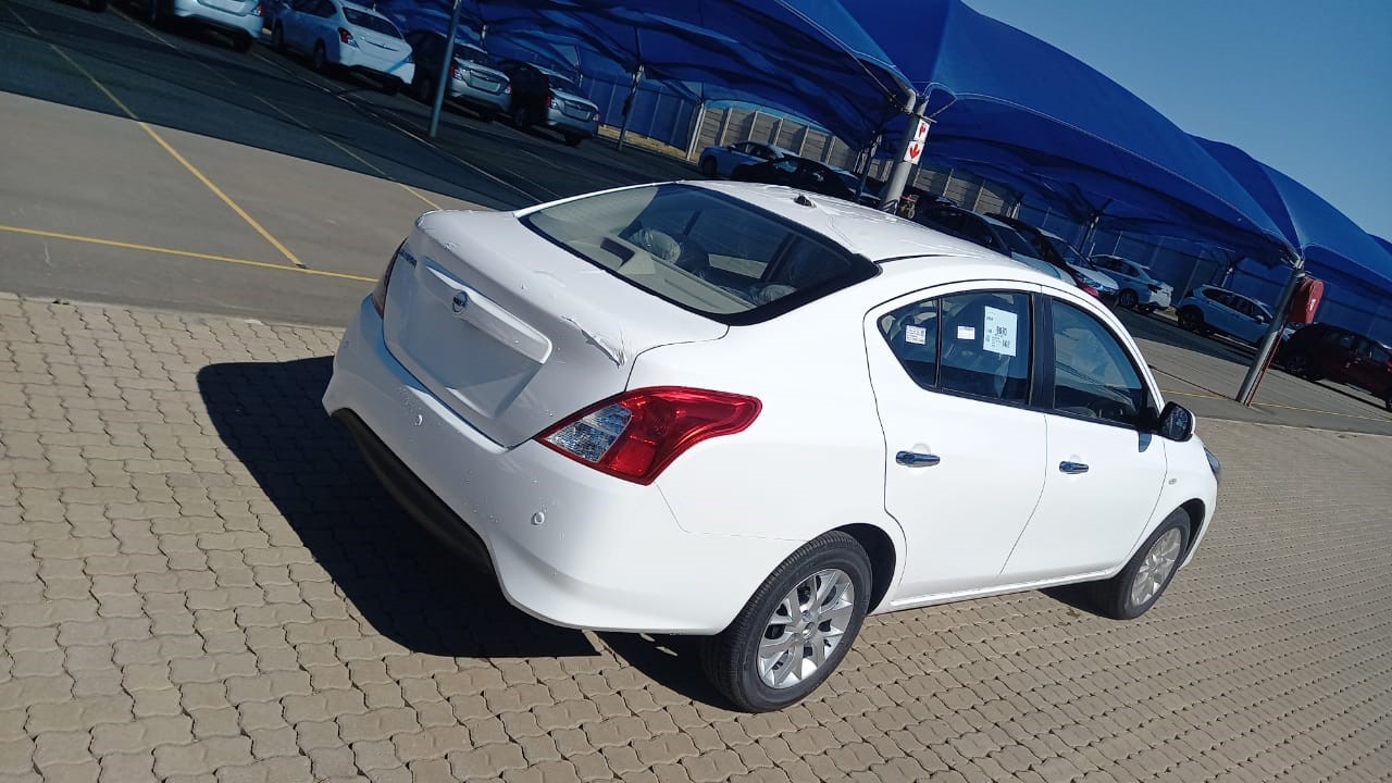 47497 - Offer - 2022 Nissan Almera 1.5i V4 FWD Petrol 4-Speed Automatic CVT Philippines
