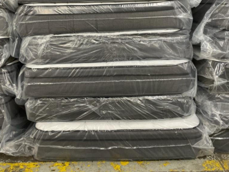 47688 - Sealy Mattress Load Deal USA