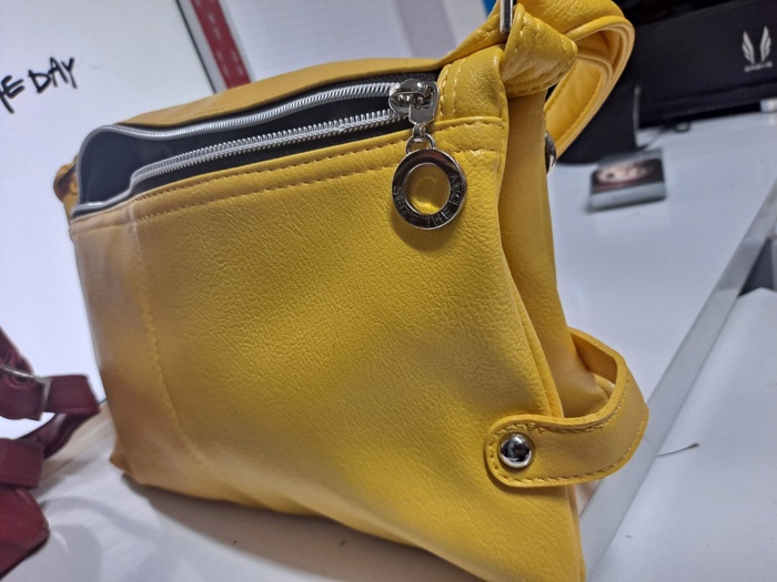 47722 - HAND BAG STOCK IN KOREA